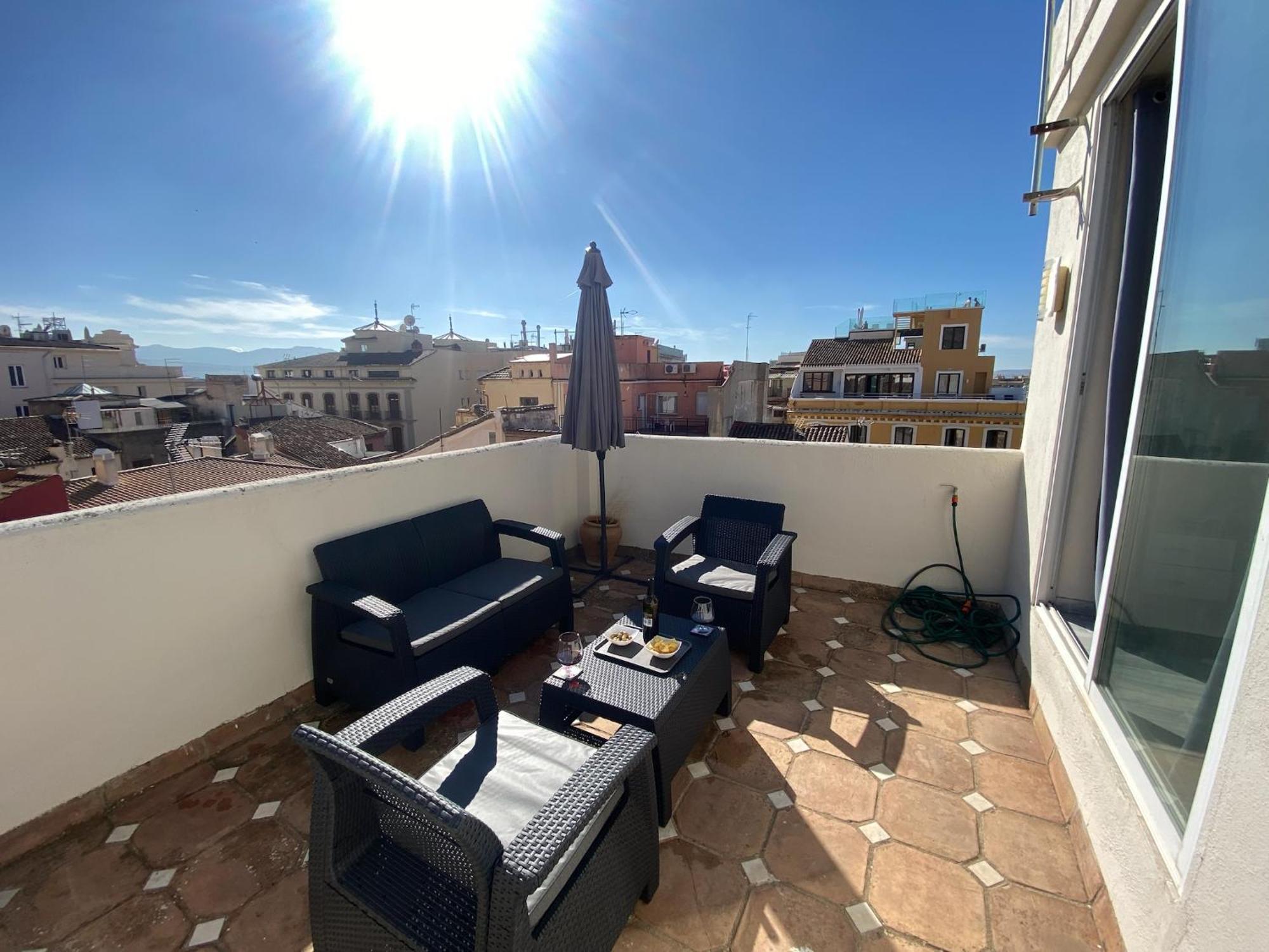 Апартаменти Atico Con Vistas En Granada Centro Екстер'єр фото